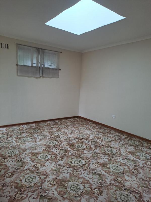To Let 4 Bedroom Property for Rent in Montgomery Park Gauteng