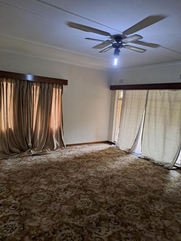 To Let 4 Bedroom Property for Rent in Montgomery Park Gauteng
