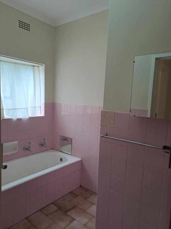 To Let 4 Bedroom Property for Rent in Montgomery Park Gauteng