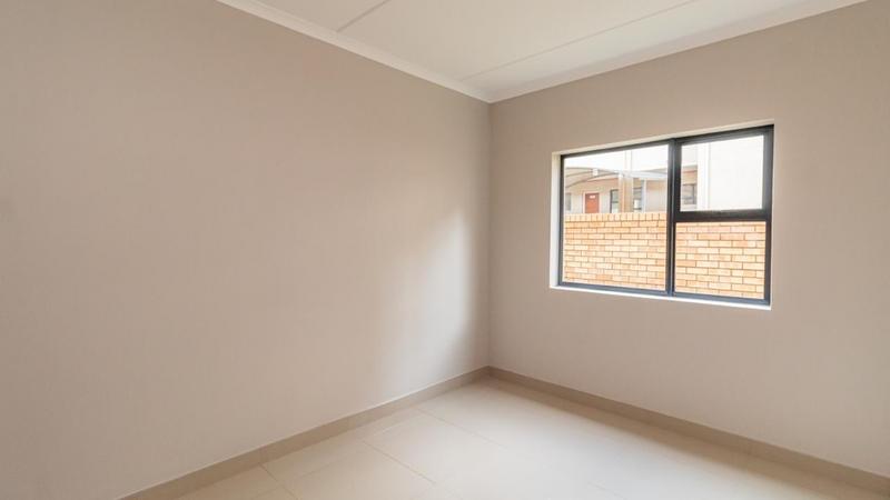 To Let 3 Bedroom Property for Rent in Erasmia Gauteng