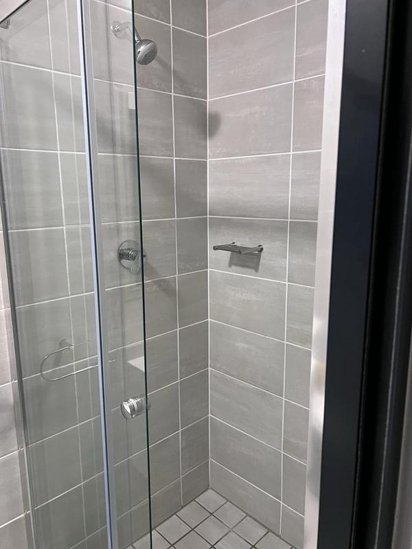 To Let 1 Bedroom Property for Rent in Waterfall Gauteng