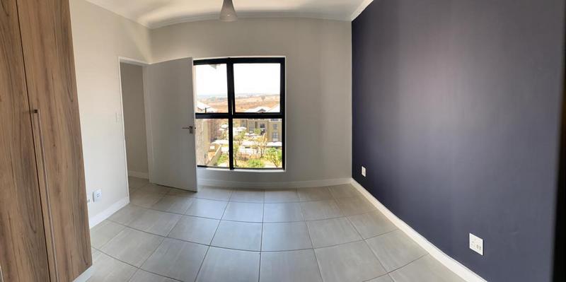 To Let 1 Bedroom Property for Rent in Waterfall Gauteng