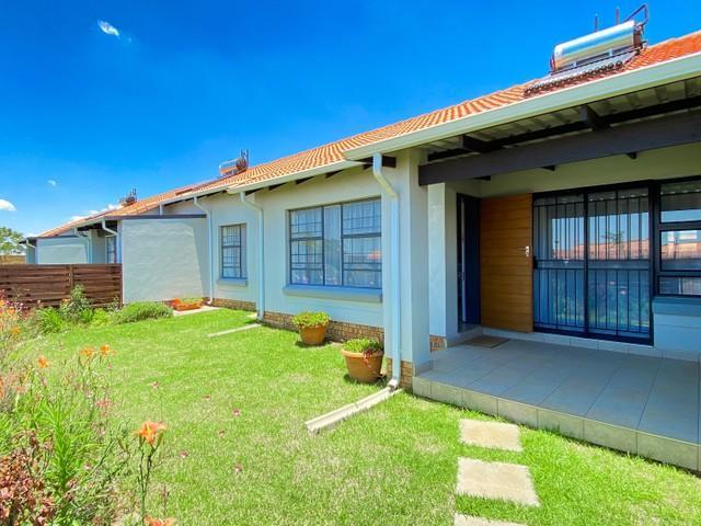 To Let 3 Bedroom Property for Rent in Monavoni Gauteng