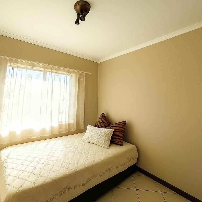 2 Bedroom Property for Sale in Monavoni Gauteng