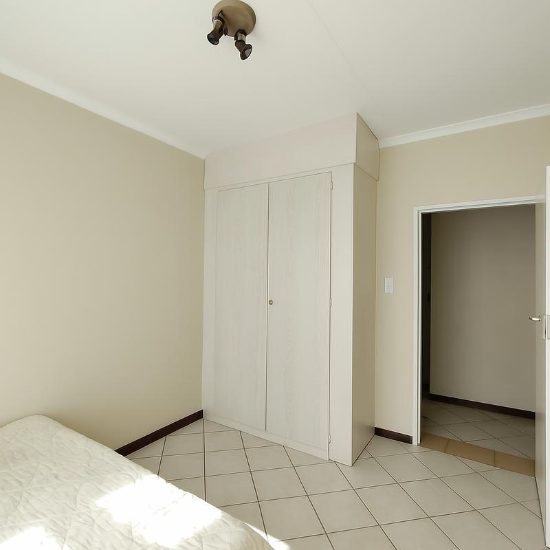 2 Bedroom Property for Sale in Monavoni Gauteng