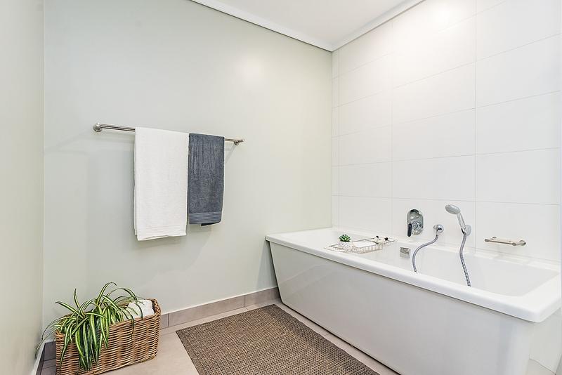 3 Bedroom Property for Sale in Midstream Estate Gauteng