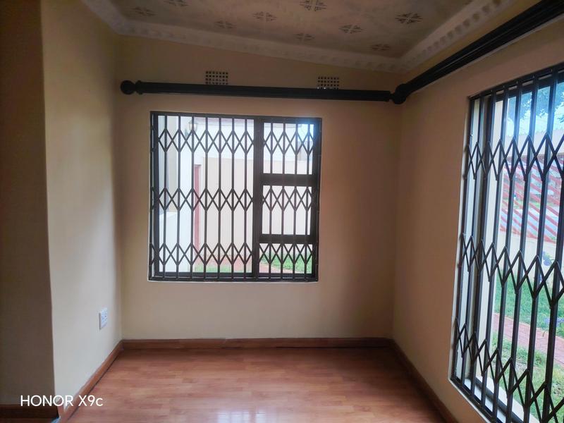 3 Bedroom Property for Sale in Roodepoort Gauteng