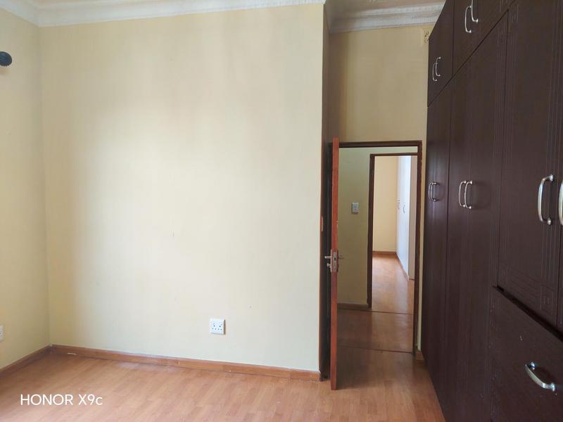 3 Bedroom Property for Sale in Roodepoort Gauteng