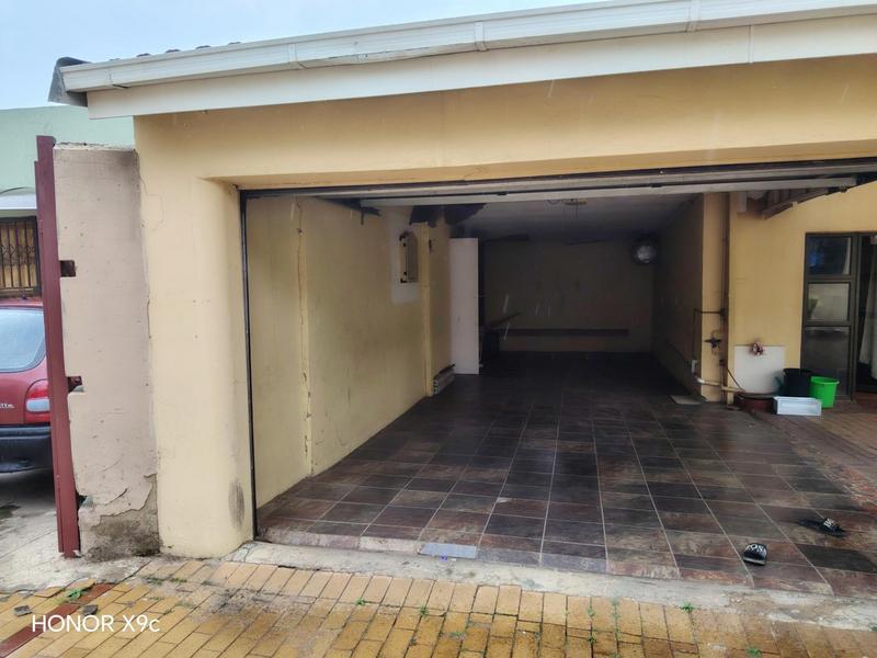 3 Bedroom Property for Sale in Roodepoort Gauteng