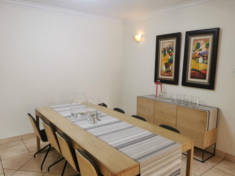 To Let 4 Bedroom Property for Rent in Newlands Gauteng