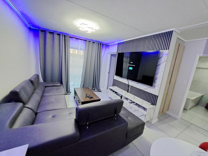 2 Bedroom Property for Sale in Mooikloof Gauteng