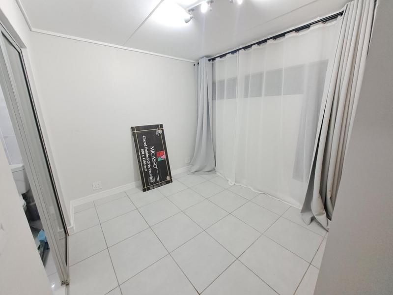 2 Bedroom Property for Sale in Mooikloof Gauteng