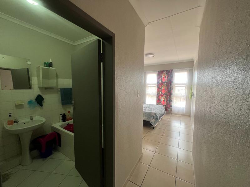 2 Bedroom Property for Sale in Pretoria North Gauteng