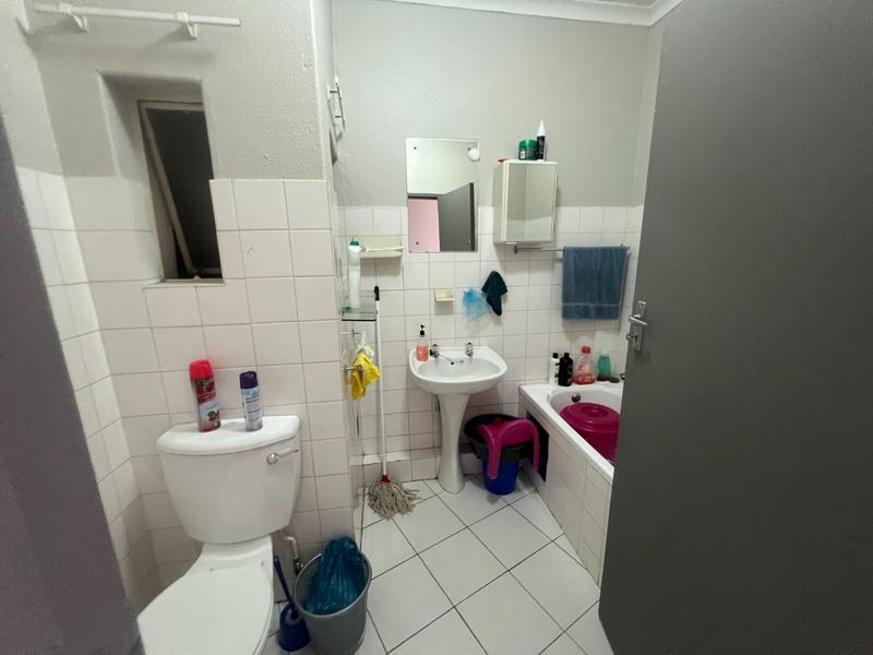 2 Bedroom Property for Sale in Pretoria North Gauteng