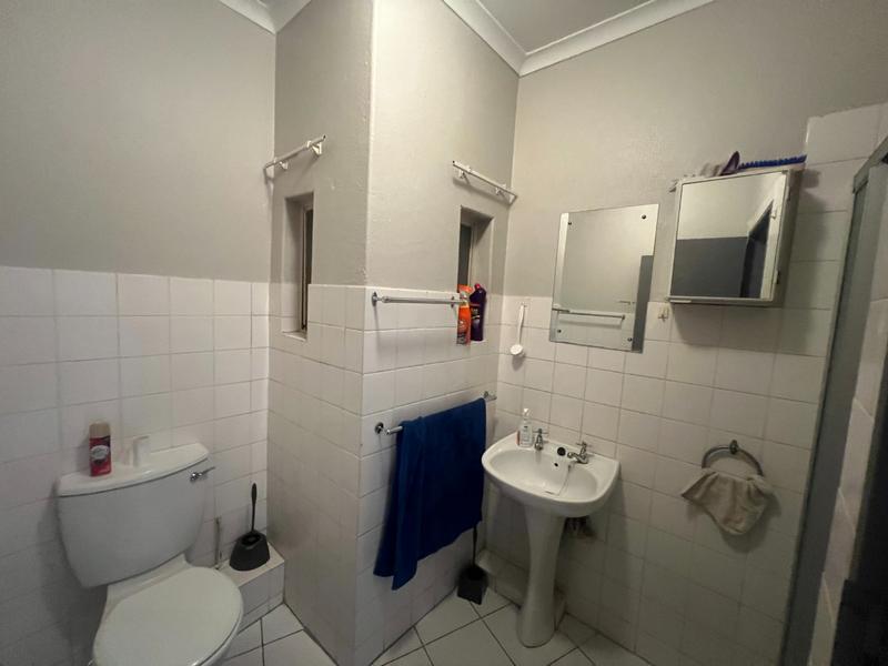 2 Bedroom Property for Sale in Pretoria North Gauteng