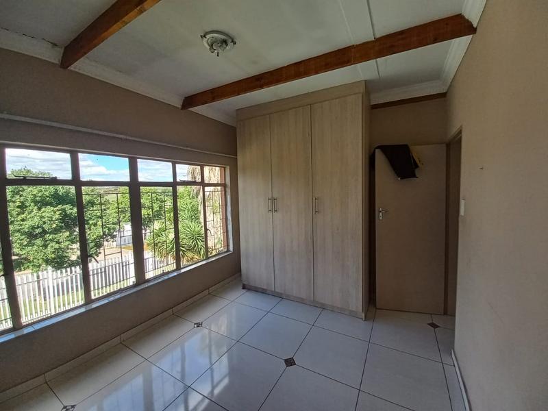 To Let 2 Bedroom Property for Rent in Erasmia Gauteng