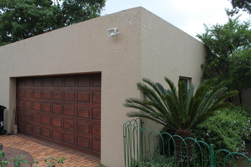3 Bedroom Property for Sale in South Kensington Gauteng
