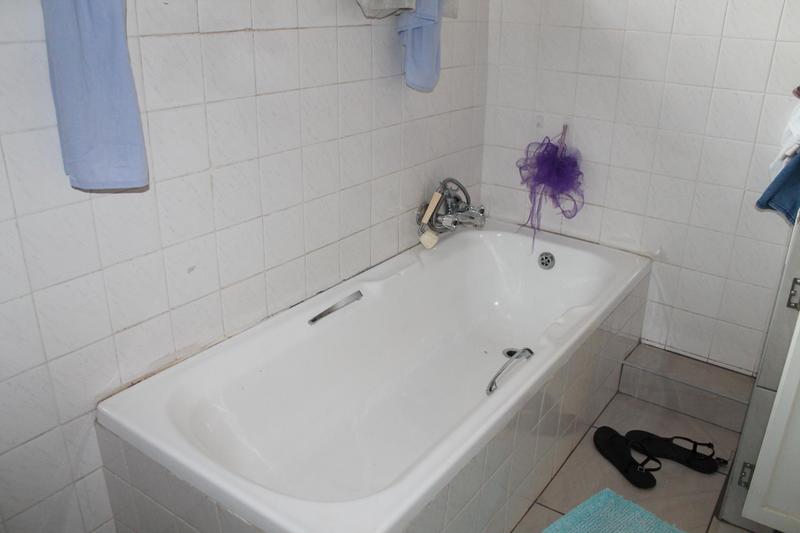 3 Bedroom Property for Sale in South Kensington Gauteng