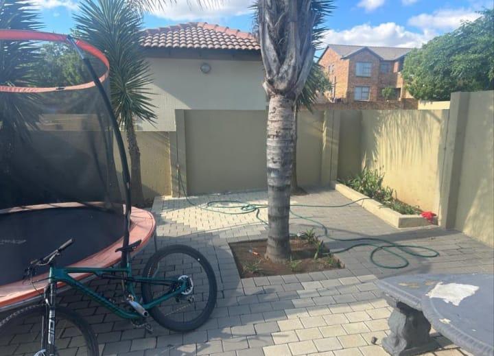 To Let 2 Bedroom Property for Rent in The Reeds Gauteng