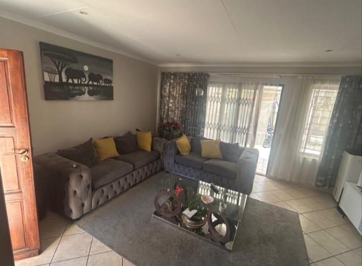 To Let 2 Bedroom Property for Rent in The Reeds Gauteng