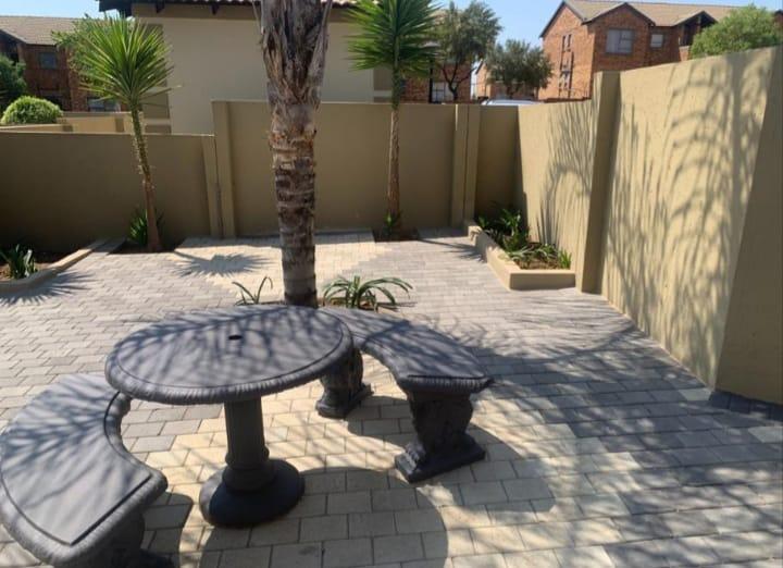 To Let 2 Bedroom Property for Rent in The Reeds Gauteng