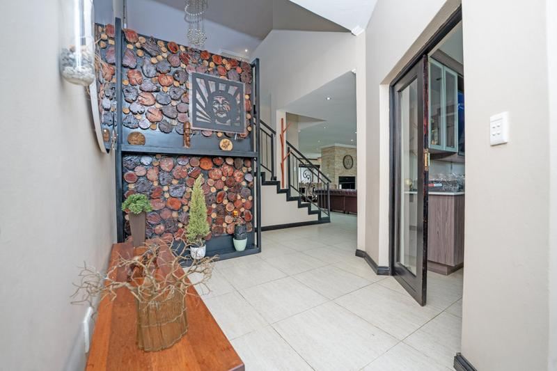 To Let 3 Bedroom Property for Rent in Eagle Trace Estate Gauteng