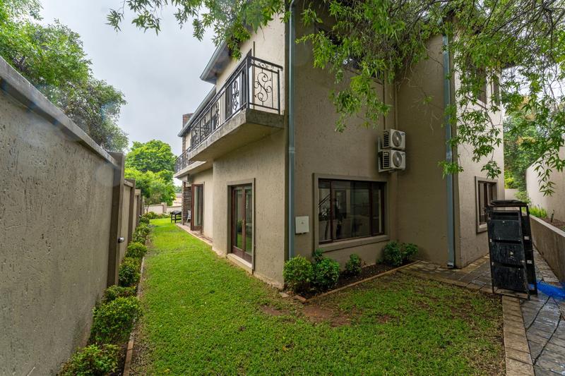 To Let 3 Bedroom Property for Rent in Eagle Trace Estate Gauteng