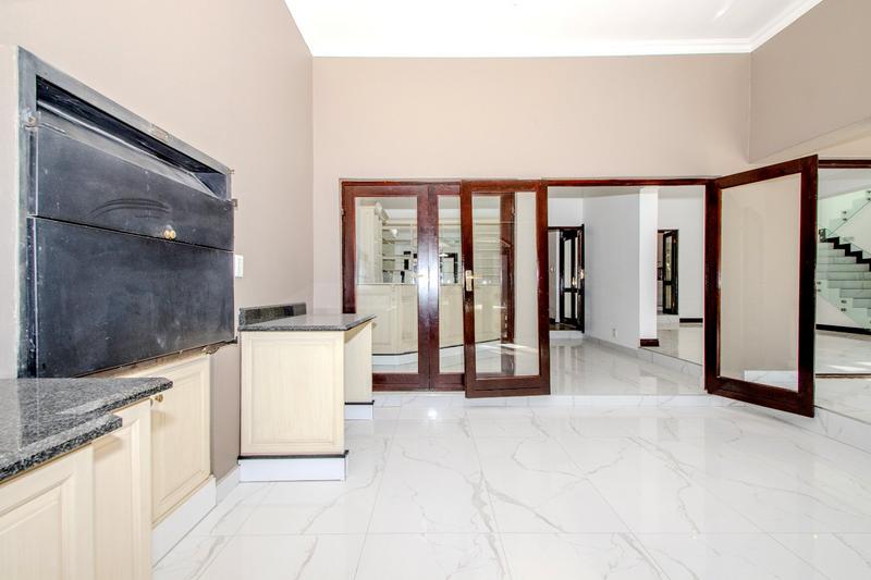 To Let 4 Bedroom Property for Rent in Dainfern Valley Gauteng