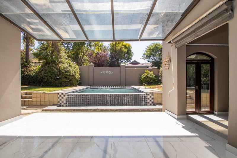 To Let 4 Bedroom Property for Rent in Dainfern Valley Gauteng