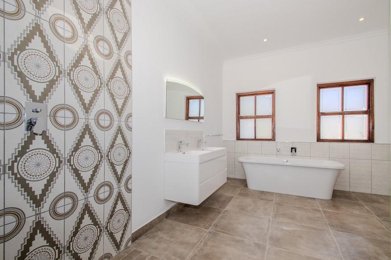 To Let 4 Bedroom Property for Rent in Dainfern Valley Gauteng