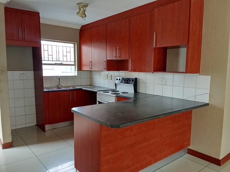 2 Bedroom Property for Sale in Vorna Valley Gauteng