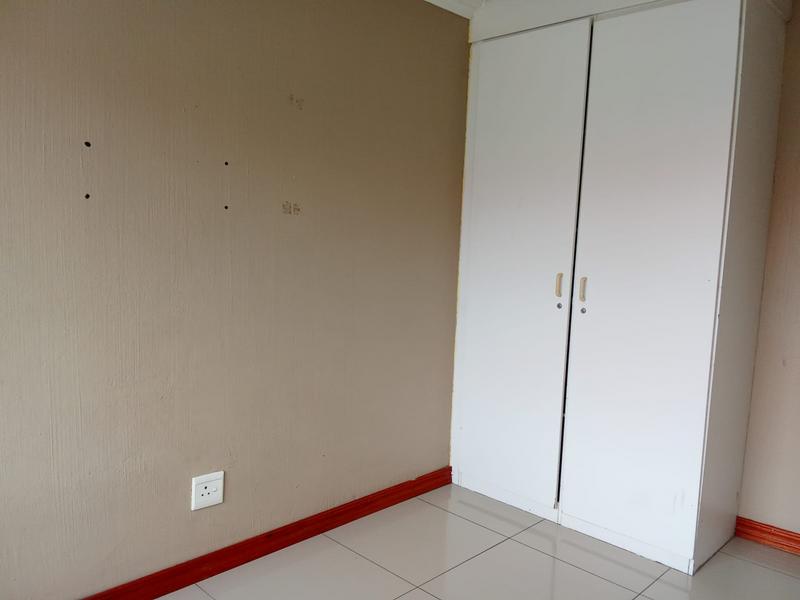 2 Bedroom Property for Sale in Vorna Valley Gauteng