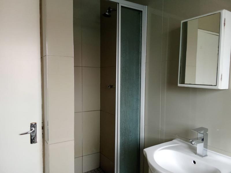 2 Bedroom Property for Sale in Vorna Valley Gauteng