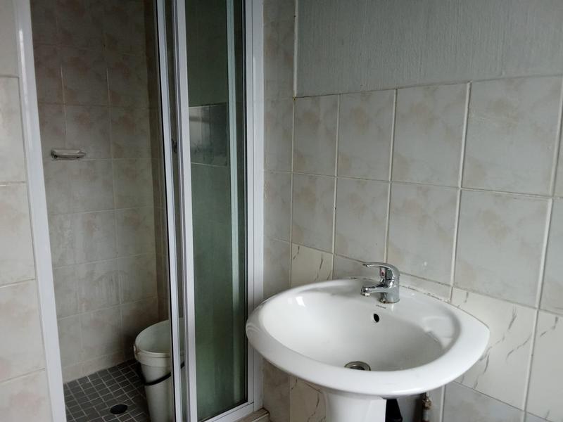 2 Bedroom Property for Sale in Vorna Valley Gauteng