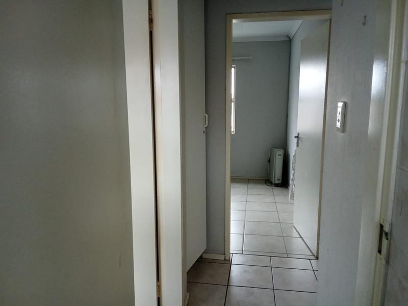 2 Bedroom Property for Sale in Vorna Valley Gauteng