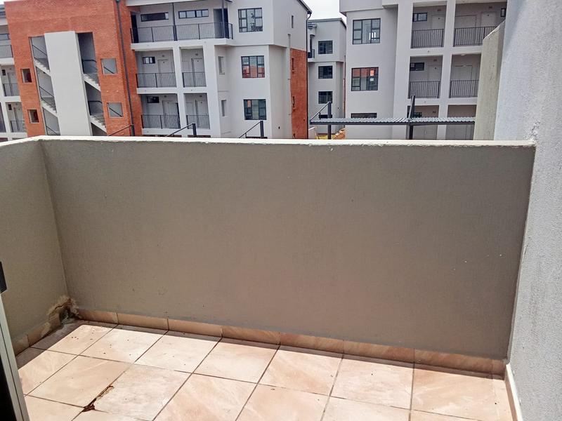 2 Bedroom Property for Sale in Vorna Valley Gauteng