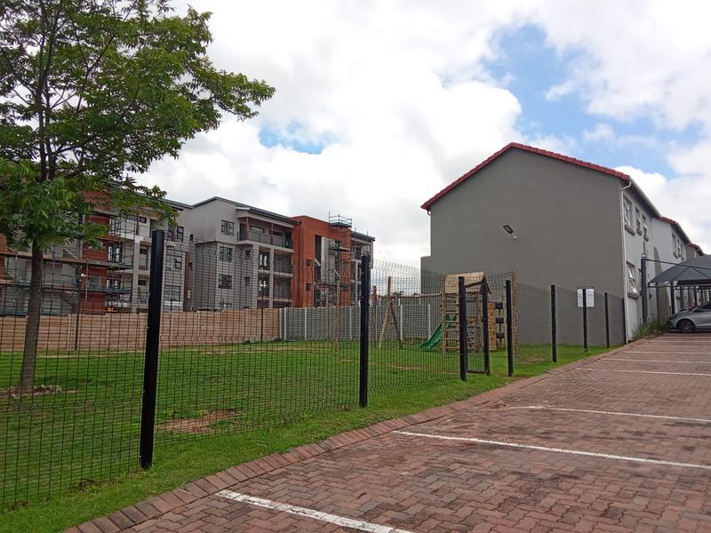 2 Bedroom Property for Sale in Vorna Valley Gauteng