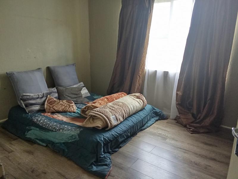 2 Bedroom Property for Sale in Vorna Valley Gauteng
