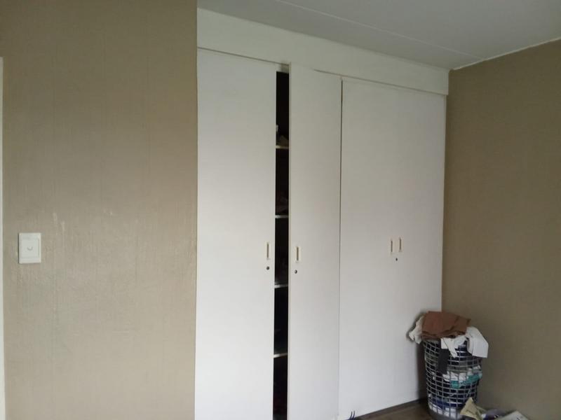 2 Bedroom Property for Sale in Vorna Valley Gauteng