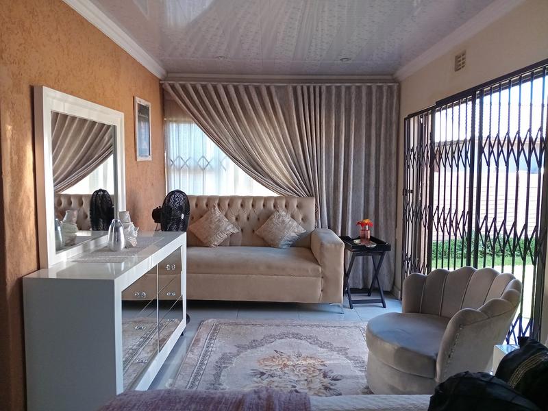 3 Bedroom Property for Sale in Vanderbijlpark CE 4 Gauteng