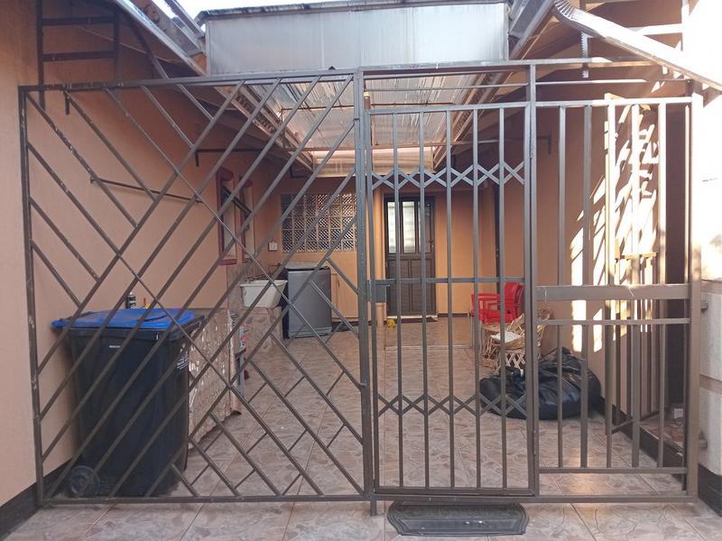 3 Bedroom Property for Sale in Vanderbijlpark CE 4 Gauteng