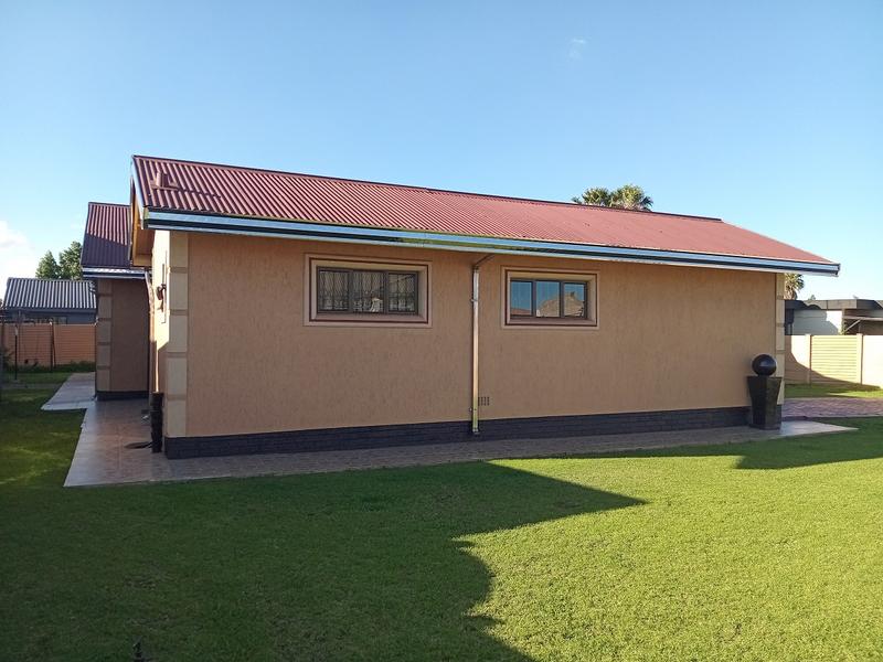 3 Bedroom Property for Sale in Vanderbijlpark CE 4 Gauteng
