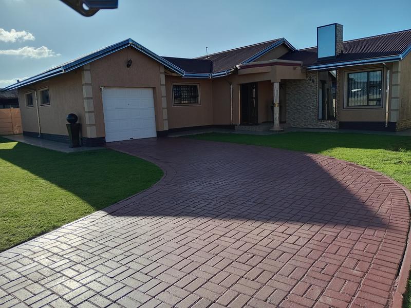 3 Bedroom Property for Sale in Vanderbijlpark CE 4 Gauteng