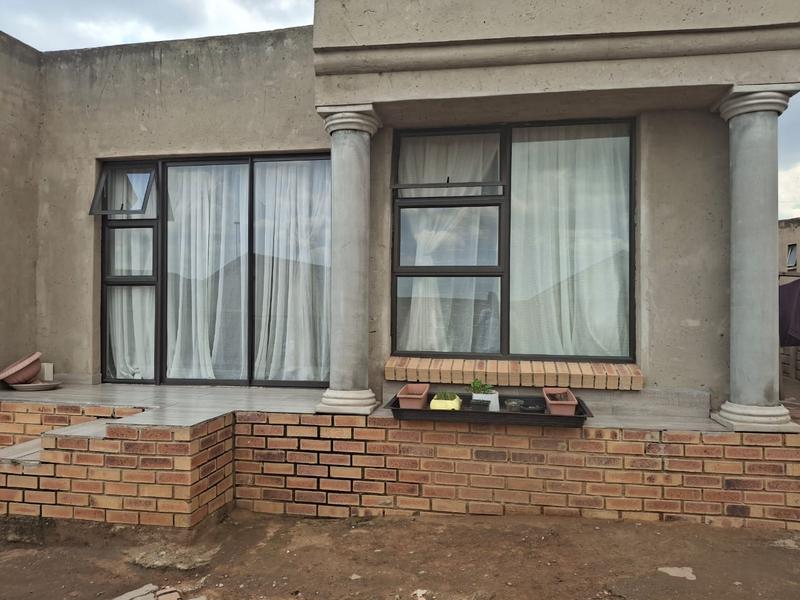 To Let 3 Bedroom Property for Rent in Lekaneng Gauteng