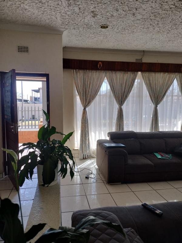 3 Bedroom Property for Sale in Forest Hill Gauteng