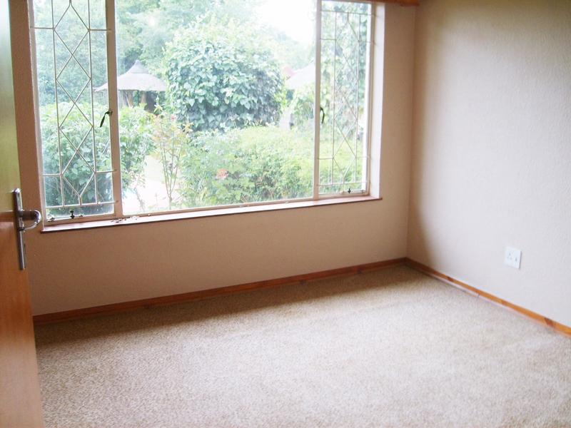 To Let 4 Bedroom Property for Rent in Rant En Dal Gauteng