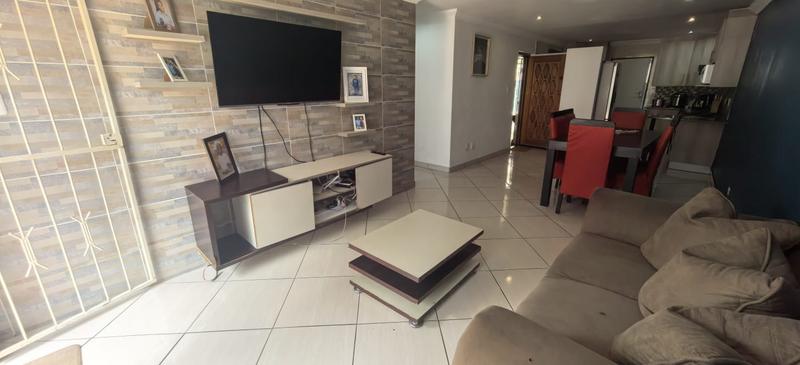 3 Bedroom Property for Sale in Florida Gauteng