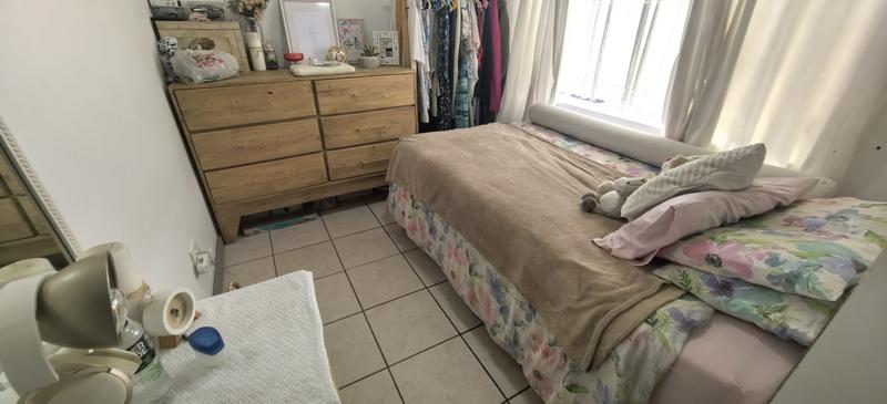 4 Bedroom Property for Sale in Florida Gauteng