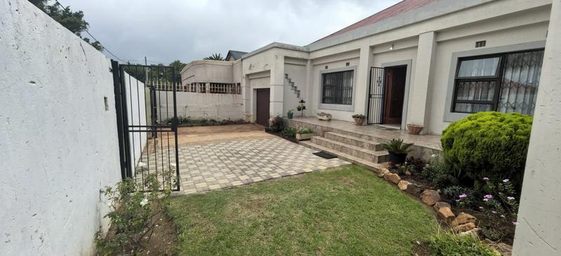3 Bedroom Property for Sale in Roodepoort Central Gauteng