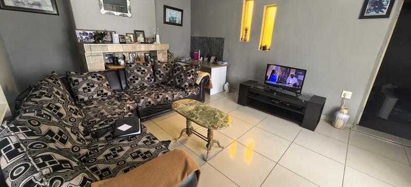 3 Bedroom Property for Sale in Roodepoort Central Gauteng